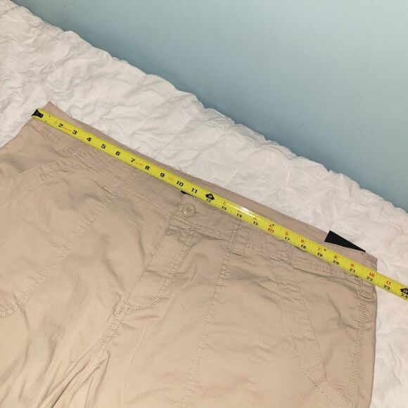 New Lane Bryant Khaki Shorts 22 - Picture 5 of 11